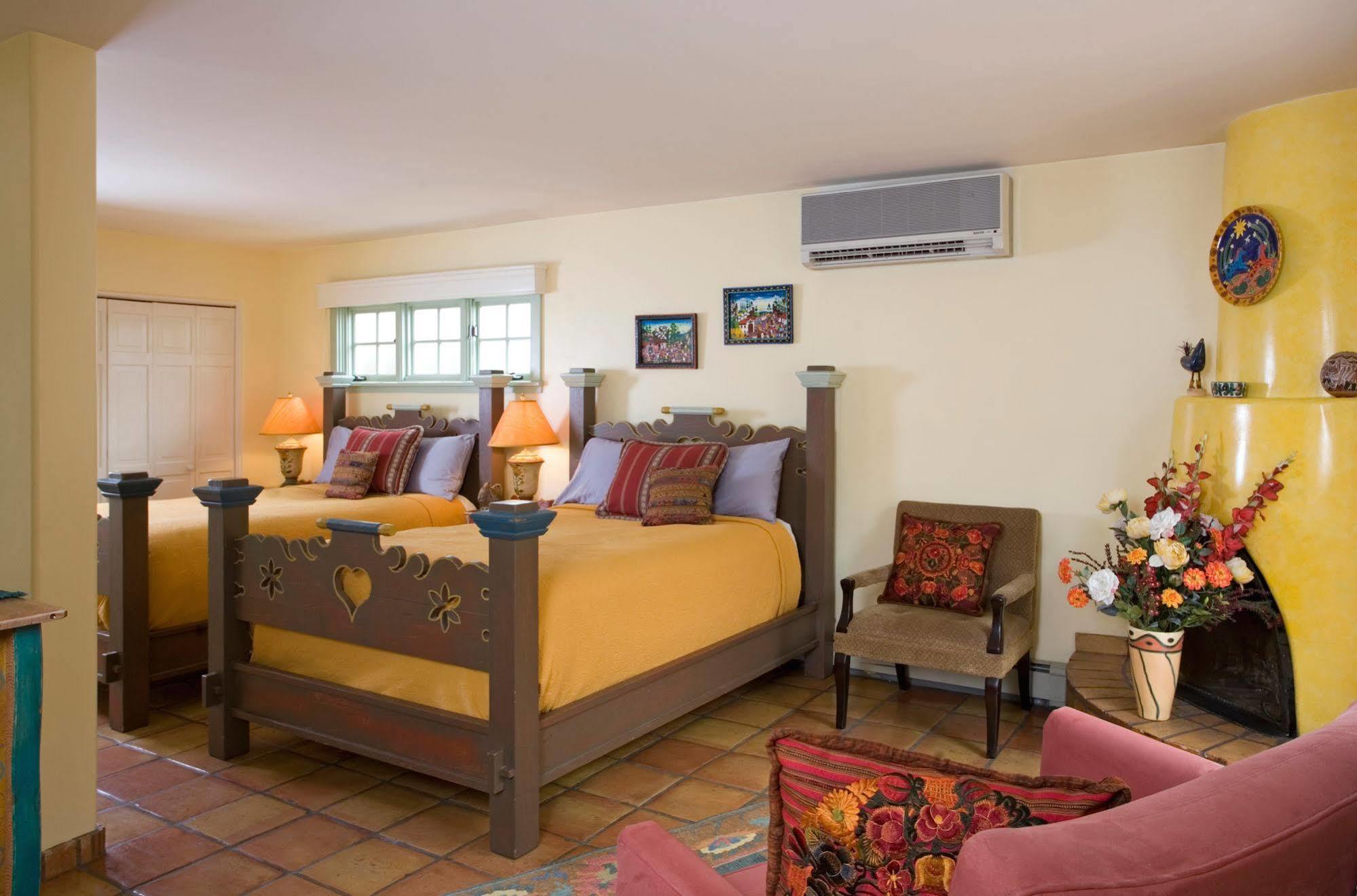 El Farolito B&B Inn Santa Fe Ngoại thất bức ảnh